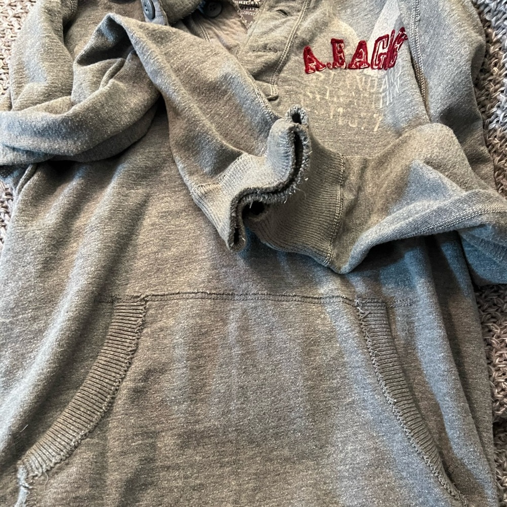2 - American Eagle Outfitters XL Shirts - Picture 3 of 9